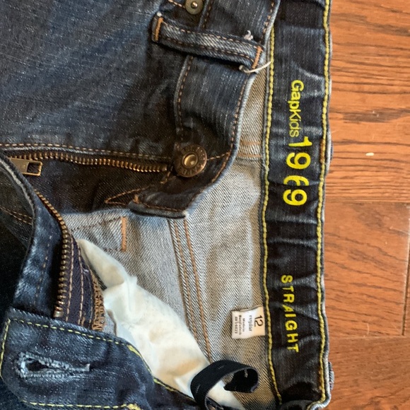 Boys GAP straight, regular jeans size 12 - Picture 3 of 4